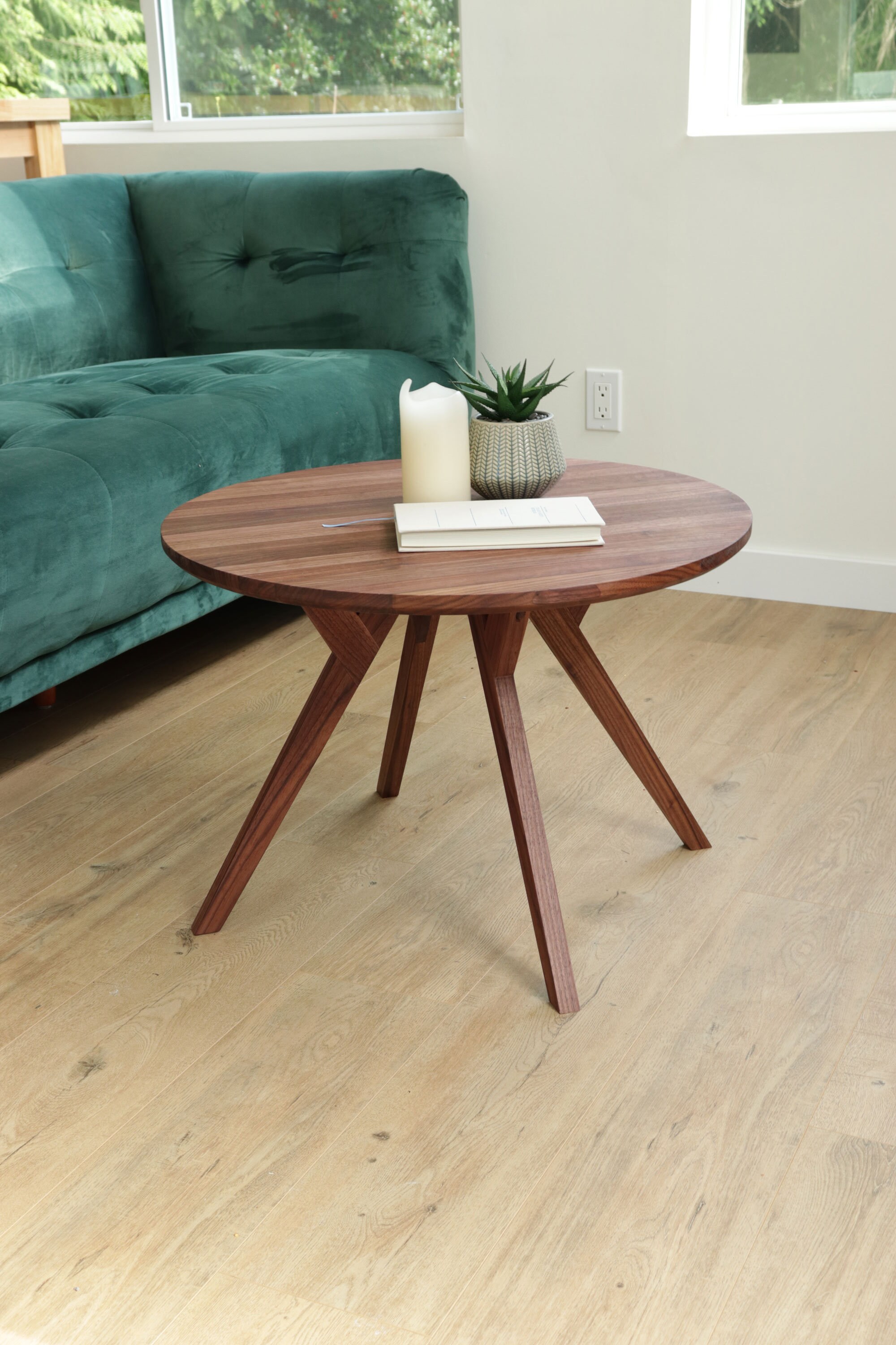 The Line Edition Round Coffee Table Midcentury Modern Round Coffee ...