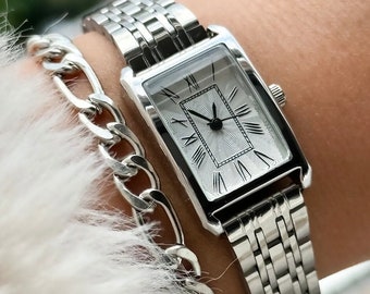 Elegant Vintage Minimalist Silver Women's Watch Square Design; Watch for Women, Gift for Her, Vintage Design, Durable Buckle