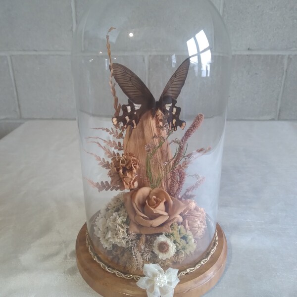 Vintage Globe Butterfly and Flower Diorama