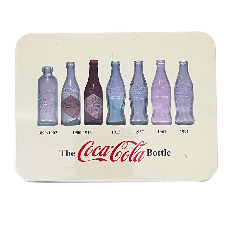 Lata de Coca Cola en forma de botella, 2010, naipes de colección Bicycle, VACÍO imagen 1