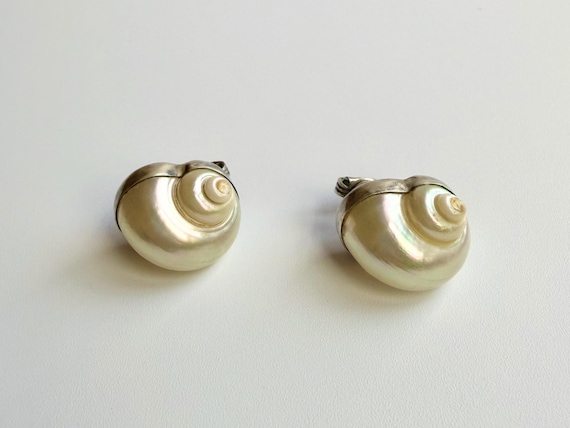 Vintage Betsy Fuller Signed Turbo Shell and Sterling Silver Earrings