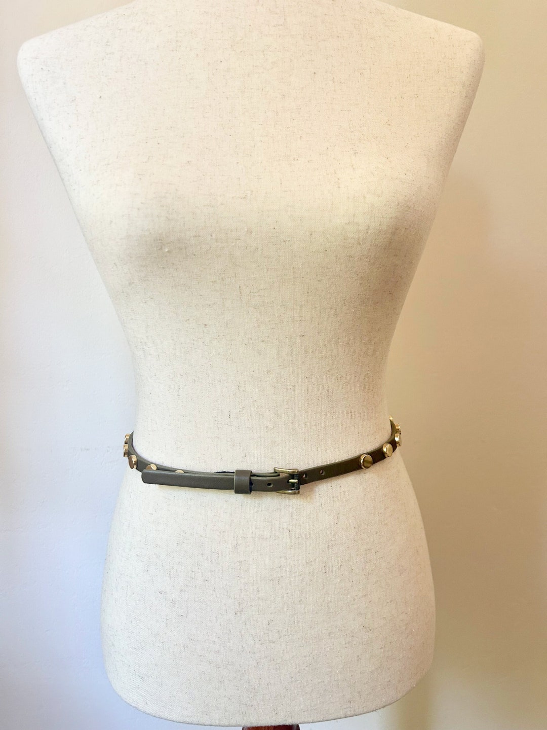 Vintage Green Skinny Leather belt| 80s green and gold colored belt| Minimalist thin belt main image 1