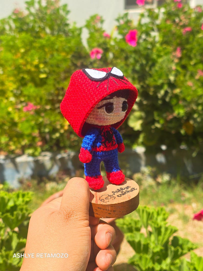 Patrón spiderman funkito 9cm - Etsy España