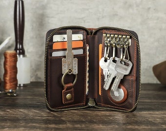 Full Grain Oil Leather Multi-Functional Car Key Holder Wallet With 3 Card Slots And 1 Air tag Slot Mini Key Bag5