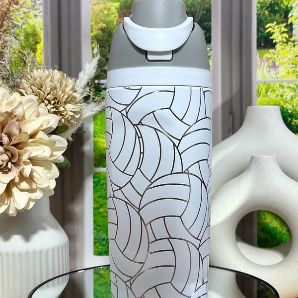 16 24 28 32 Volleyball Player Game No Brand Waterbottle Waterbottles Customized Laser Engraved