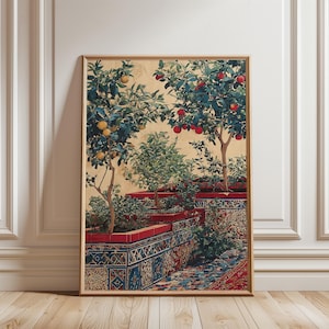 Puede incluir: Impresión enmarcada que presenta una escena de jardín con árboles frutales en macetas rojas. La impresión tiene una estética vintage, con un fondo beige y representaciones detalladas de árboles con frutos amarillos y rojos. Las macetas tienen bordes azules y rojos.