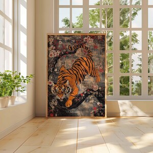 Tiger i blom – Fantastisk tigerkonstverk, natur- och tigerillustration, konst av vildkatt och körsbärsblommor, japanskinspirerat djurtryck bild 2