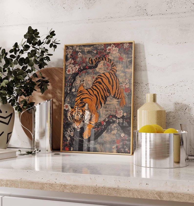Tiger i blom – Fantastisk tigerkonstverk, natur- och tigerillustration, konst av vildkatt och körsbärsblommor, japanskinspirerat djurtryck bild 4