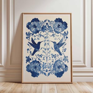 Póster de pájaros florales azules, impresión azul vintage, arte mural de colibríes, arte floral botánico, decoración de aves de la naturaleza, impresión floral