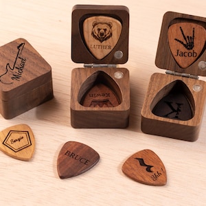 Boîte à médiators en bois gravée – Rangement et organisateur de médiators personnalisés, idée cadeau unique pour guitaristes – musiciens, accessoire de musique personnalisé