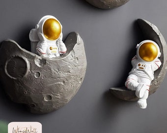 Astronaut Resin Figurines Wall Shelves | 3D Ornaments | Wall Hanging Sculpture Decor