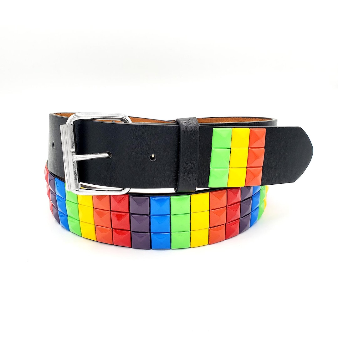 Green Hot Topic Pyramid Belt Studded Belt Ideas For Guys: Nail The Edgy Look