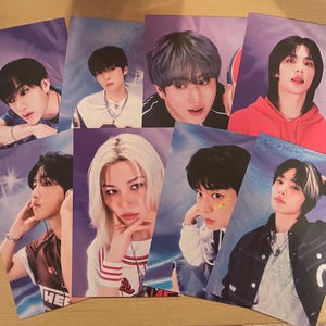 Official Stray Kids 2025 Seasons Greetings Message Cards