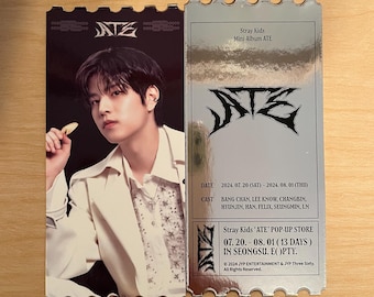 Stray Kids dominATE バンチャン　サイン入りチェキ Stray Kids dominATE バンチャン サイン入りチェキ