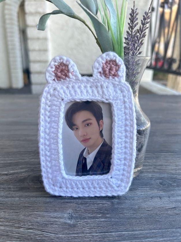 Double-sided Photocard Holder Crochet Pattern, Bonus SKZOO