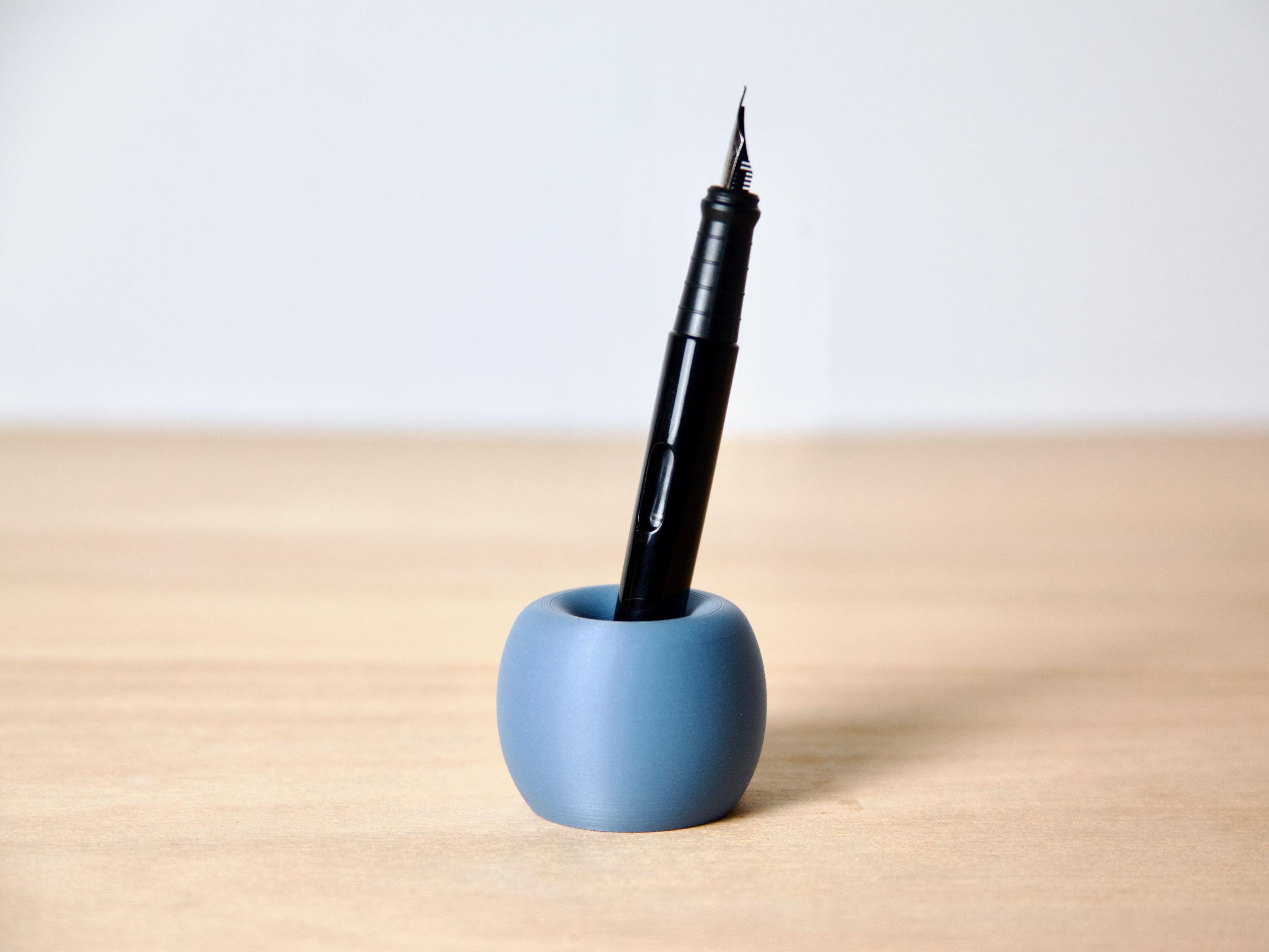 Minimal & Sleek Pen Holder - Modern Elegant Japandi Stand - Low Profile Office Accessories - Perfect Gift for Students and Professionals