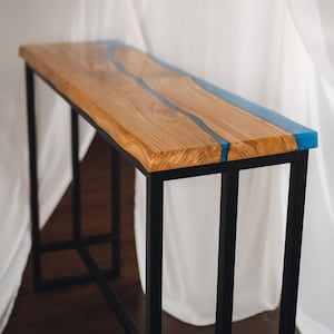 Live Edge Oak Epoxy Bar Table – Blue River, Counter/Pub Height, Metal Base