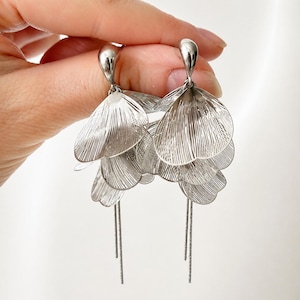 Silver Ginkgo Earrings, Long Dangle Earrings, Statement Floral Earrings, Botanical Drop Earrings, Sculptural Leaf Earrings, Gift for Her