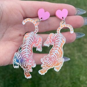 Boucles d'oreilles tendance tigre irisé : acrylique peint à la main, hypoallergénique