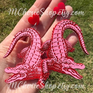 Large Pink Acrylic Crocodile Earrings: Statement Jewelry