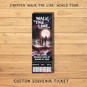 Op de afbeelding: Aangepast souvenir ticket voor de ENHYPEN 'Walk The Line' World Tour. Het ticket toont de tournaam in het wit, een groep silhouetten en de locatiegegevens: UBS Arena, Belmont Park, NY, 07 augustus 2025.