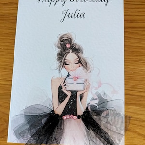 Cartão de aniversário feito à mão: com tule rosa e preto e detalhes em cristal.