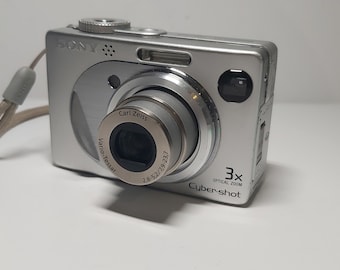 Vintage - Sony Cyber-Shot DSC-W1 Compact Digital Camera, Vintage