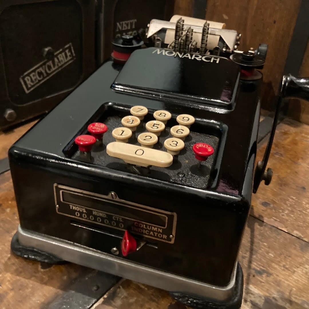 Œuvre : Précisions - machine à calculer | Musenor
