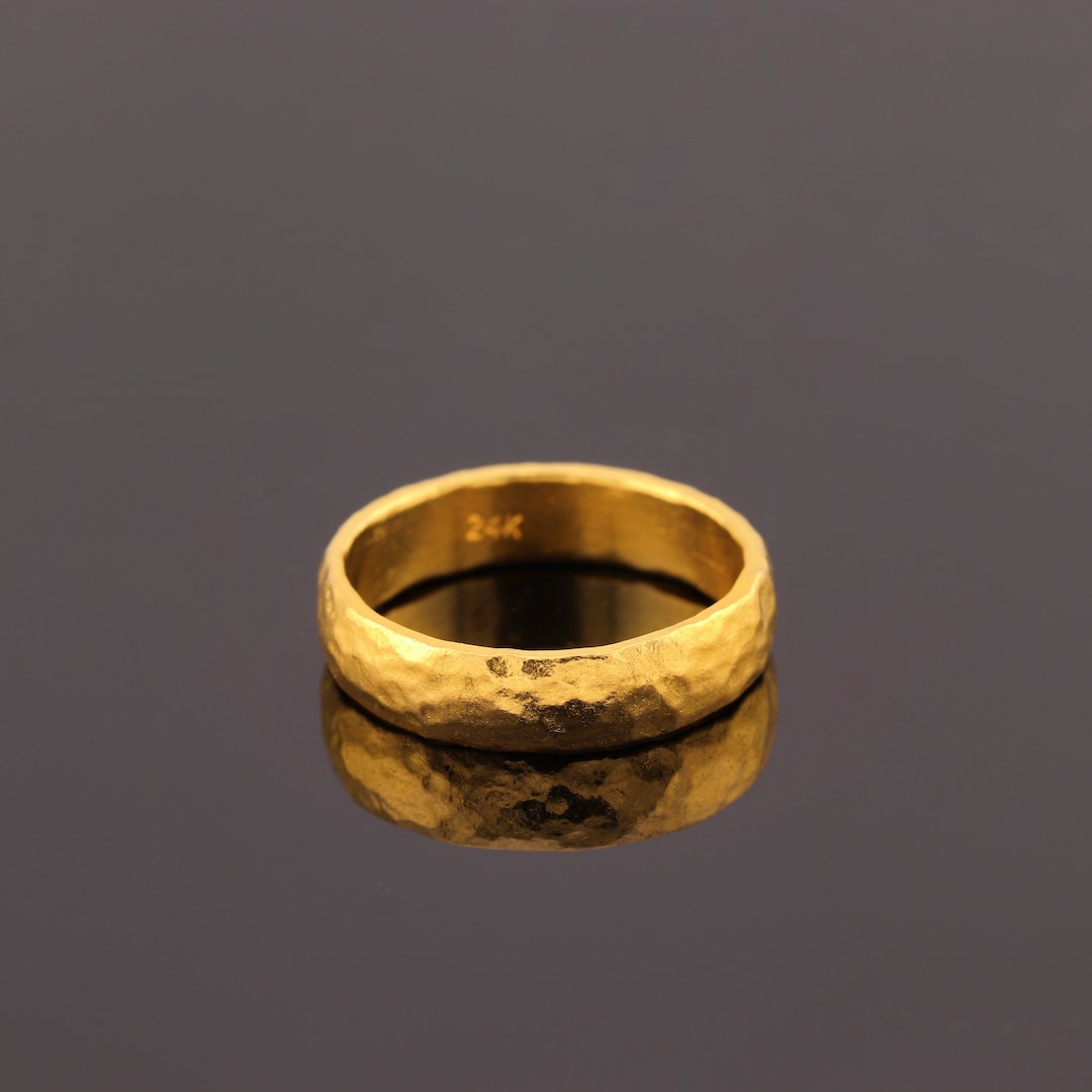 24k Gold Band Ring. 4mm Solid Yellow 9999 Gold Wedding Ring. Hammered ...