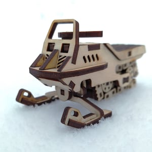 Suspensión y bandeja reales para motos de nieve, escala 1/30, ¡madera contrachapada de 3 mm cortada con láser!