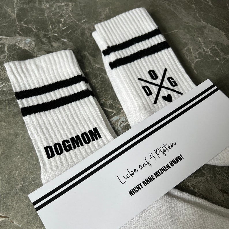 Socken DOGMOM Sportsocken Geschenk Muttertag Bild 1