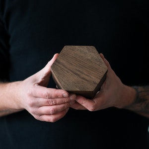 Hexagon-Shaped Wooden Jewelry Chest - Unique Design for Secure Storage and Showcase of Valued Keepsakes and Jewelry, Gift box