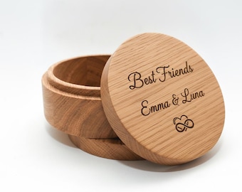 Best Friend Keepsake Box - Personalized Round Wooden Trinket Box, BFF Gift, Engraved Friendship Gift for Her, Birthday Gift