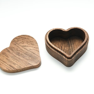 Heart-Shaped Wooden Keepsake Box - Handcrafted and Perfect for Storing Jewelry, Memories & Gifts, Simple Yet Beautiful Design