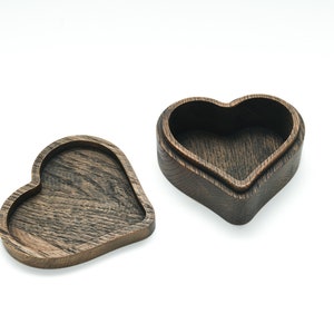 Handcrafted Wooden Heart Shaped Box - A Timeless Treasure and Heartwarming Gift for Special Occasions, Anniversaries