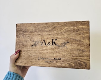 Wedding keepsake box, Wooden memory box, Photo box, Personalized Engraved Wooden Keepsake Box, Rustic Memento Box, Keepsake box