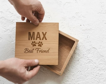 Personalized Dog Keepsake Box - Wooden Memory Box for Dog Mom, Custom Pet Name Box with Paw Prints, Dog Lover Gift