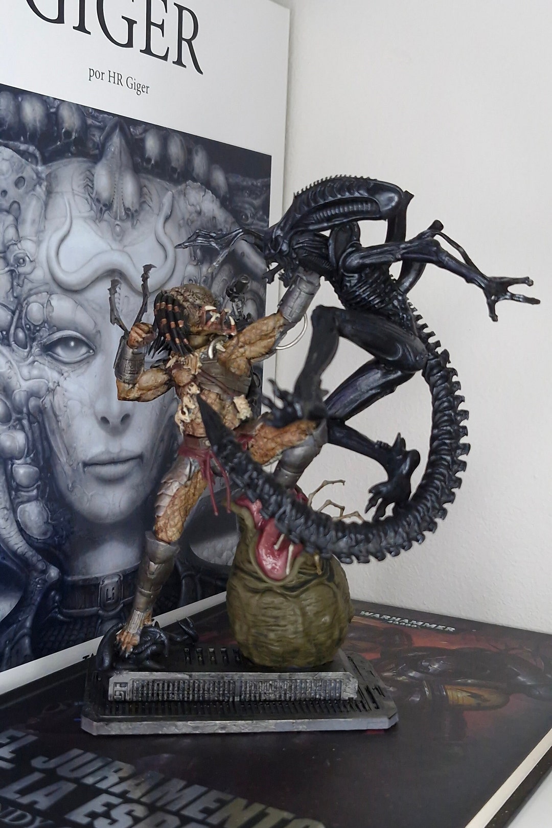 Diorama Fan Art - Alien Vs Predator - 26 Cm - Movies - 3D