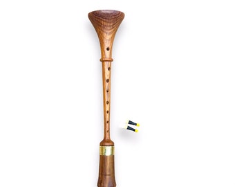 Deutsches Palisander-RAUSCHPFEIFE in einem kleinen hölzernen Schalmei-Instrument mit zwei Rohrblättern aus dem 16. und 17. Jahrhundert ~ Musikinstrument