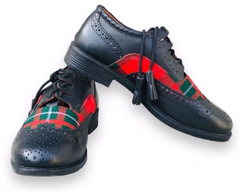 Men&#39;s Black Leather Tartan Ghillie Brogues - Scottish Kilt Shoes