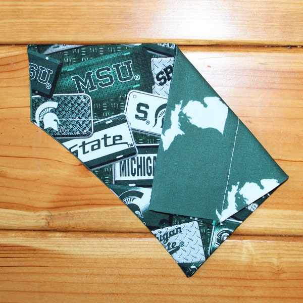 MSU/Mitten Reversible-Over the Collar Dog Bandana/Scarf, Michigan State, Football, NCAA, Basketball, Sports, College, Great Lakes, Spartans