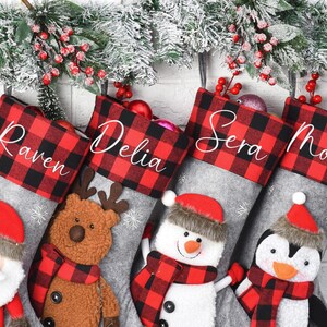 Personlig stickad julstrumpa: Anpassad broderad juldekoration