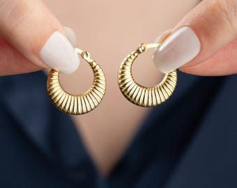 Bellissimi orecchini a cerchio in argento sterling con design a forma di croissant, vintage, realizzati a mano in Italia - lunghezza 20 mm - Italia