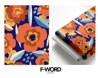 Tela floral retro ecológica con flores rojas sobre fondo azul oscuro. Tela de licra reciclada para trajes de baño, ropa deportiva y más. Carvico