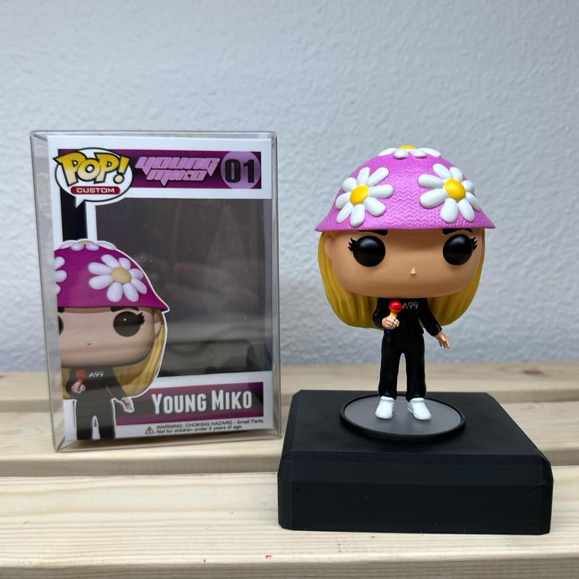 Young Miko Pop - Etsy