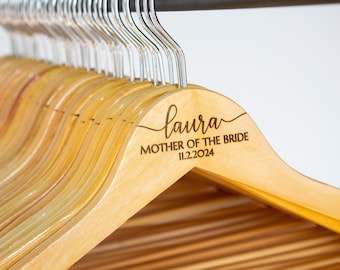 Custom Bridesmaid Hangers, Wedding Hangers, Bridesmaid Gifts, Bride Hanger, Wedding Dress Hanger, Bridesmaid Proposal, Personalized Hangers