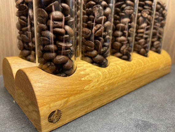 Walnuss Massivholzsockel Kaffeedosen 12 Röhren Kaffeebohnen-Aufbewahrung Aus Holz Für Einzelne Portionen, Glasfläschchen Mit Deckeln, Behälter- Displayständer