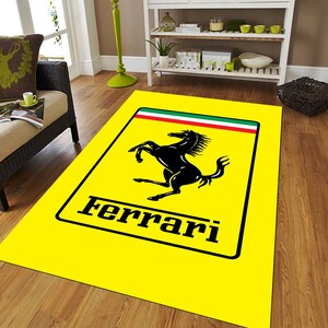 Tapis de couleur rouge avec logo de voiture Ferrari jaune, Tapis de qualité 100 %, Tapis de siège de voiture, Tapis d'entrée, Tapis de bureau, Tapis mural, Tapis de chambre d'enfants, Réparation de voiture image 4