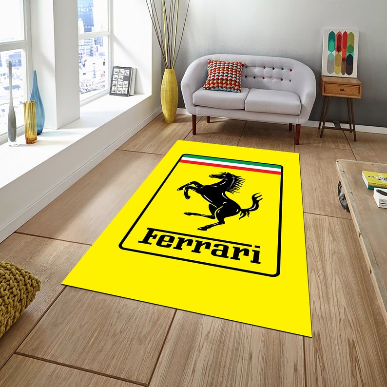 Tapis de couleur rouge avec logo de voiture Ferrari jaune, Tapis de qualité 100 %, Tapis de siège de voiture, Tapis d'entrée, Tapis de bureau, Tapis mural, Tapis de chambre d'enfants, Réparation de voiture image 2