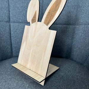 Bunny Ear display stand image 3